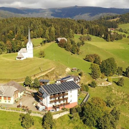 Gasthof Gutmann Эберштайн Экстерьер фото